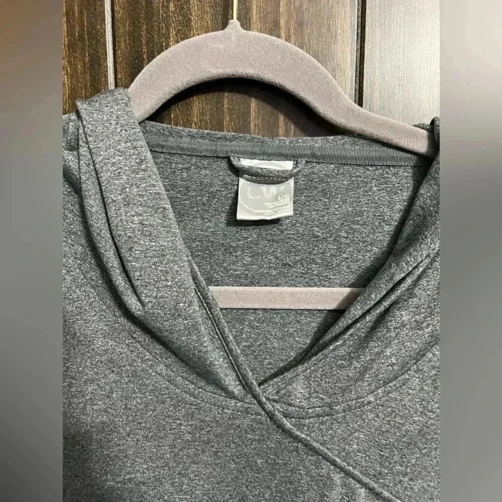 Levelwear Women’s Hoodie. Size: Large - Picture 5 of 9